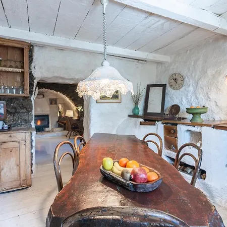 Rustic Art House Krk Villa *