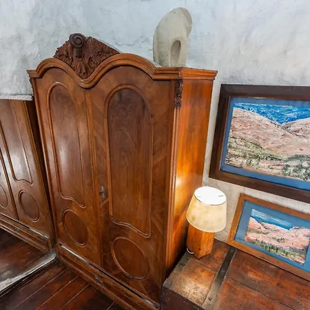 Rustic Art House Krk *