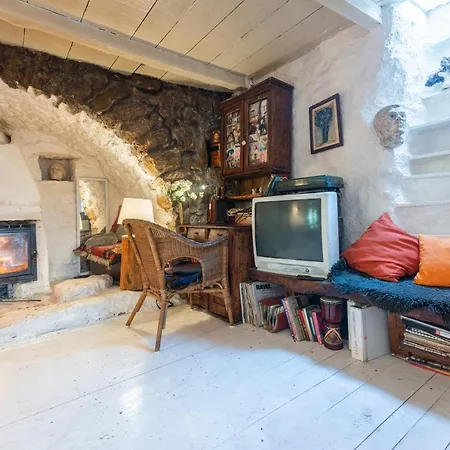 Rustic Art House Krk * Kras